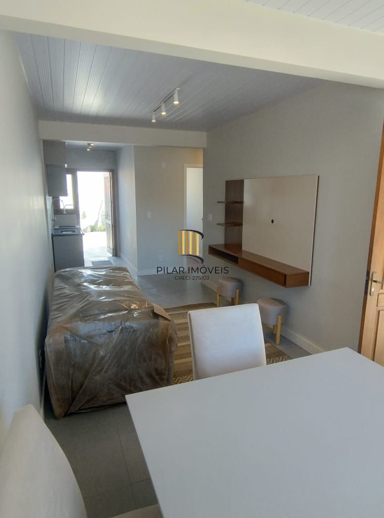 Casa 3 dormitórios no bairro Hípica