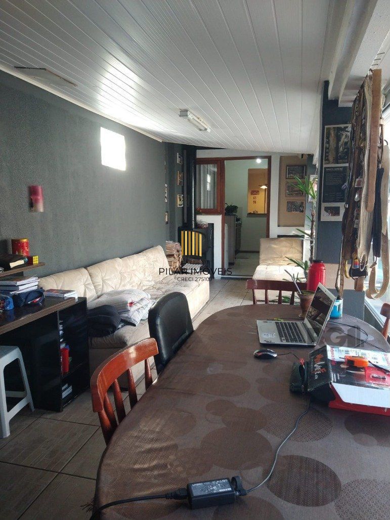 Casa 2 Dormitório(s) Bairro Hípica