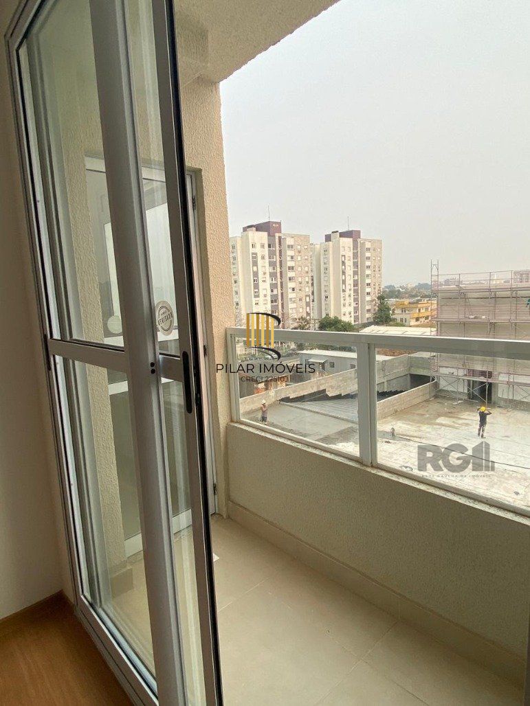 Apartamento 2 dormitórios no bairro Camaquã