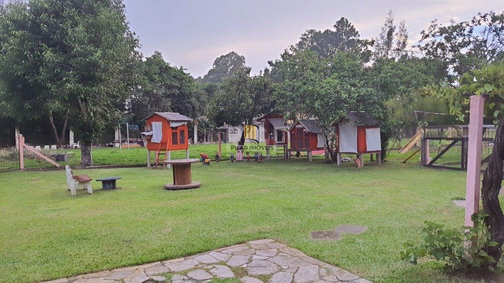 Sítio para Venda - 242m², 2 dormitórios, sendo 2 suites, 2 vagas - Itapuã