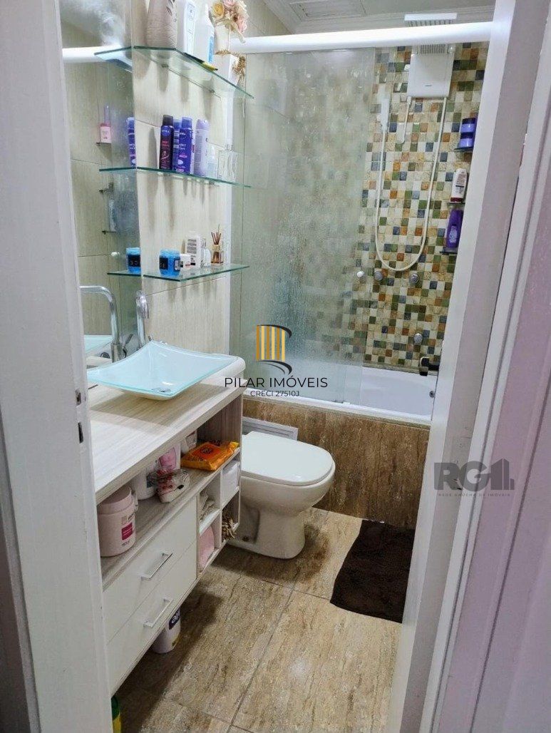 Apartamento 2 dormitórios no bairro Cavalhada