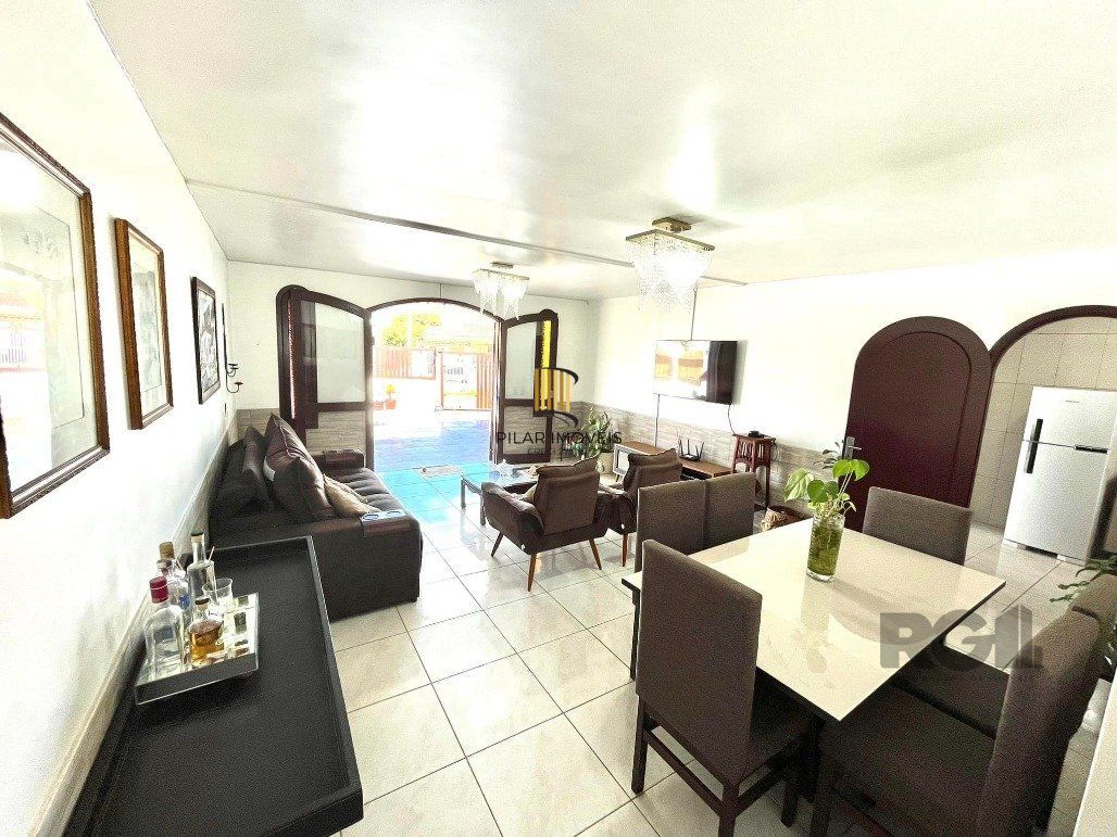 Casa 3 Dormitório(s) Bairro Centro