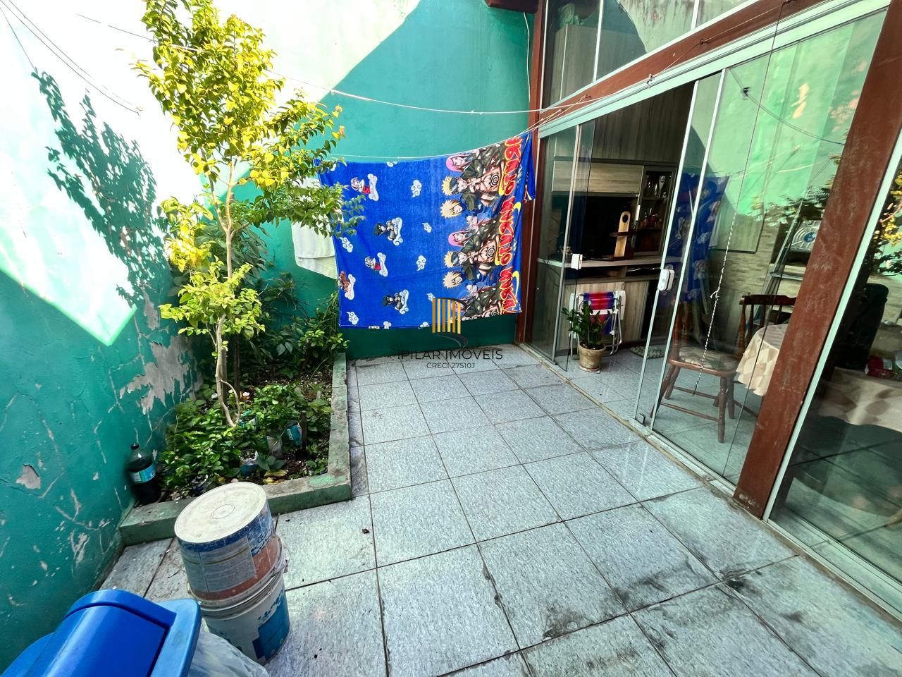Casa 2 dormitórios no bairro Hípica