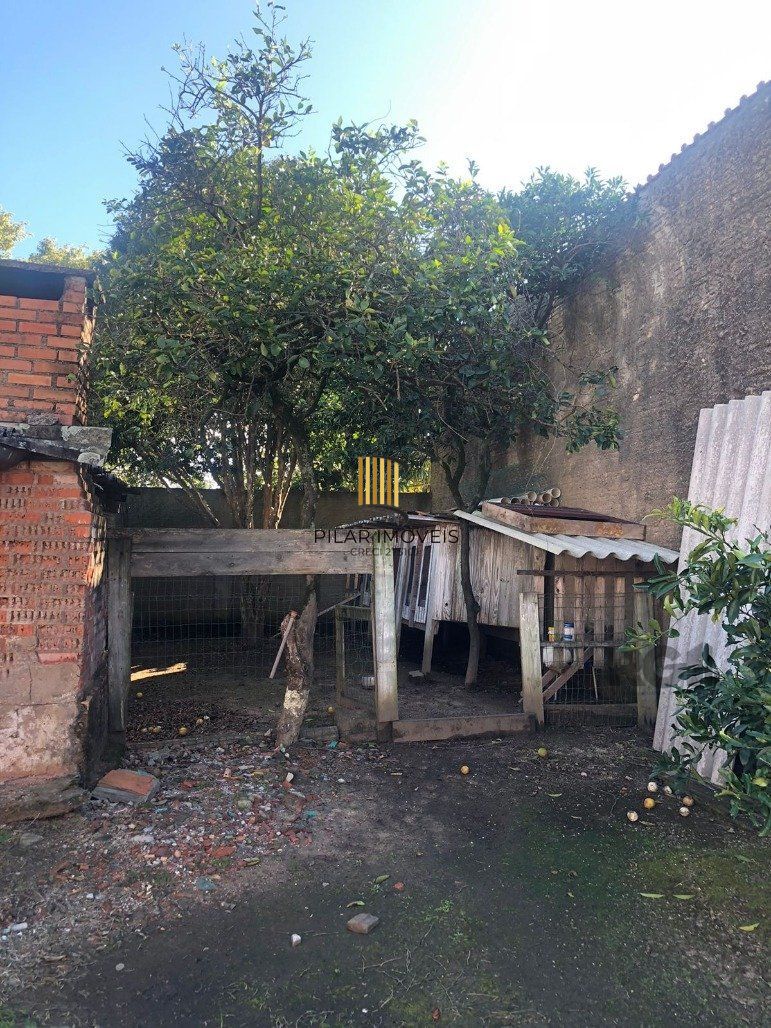 Casa 3 Dormitório(s) Bairro Restinga