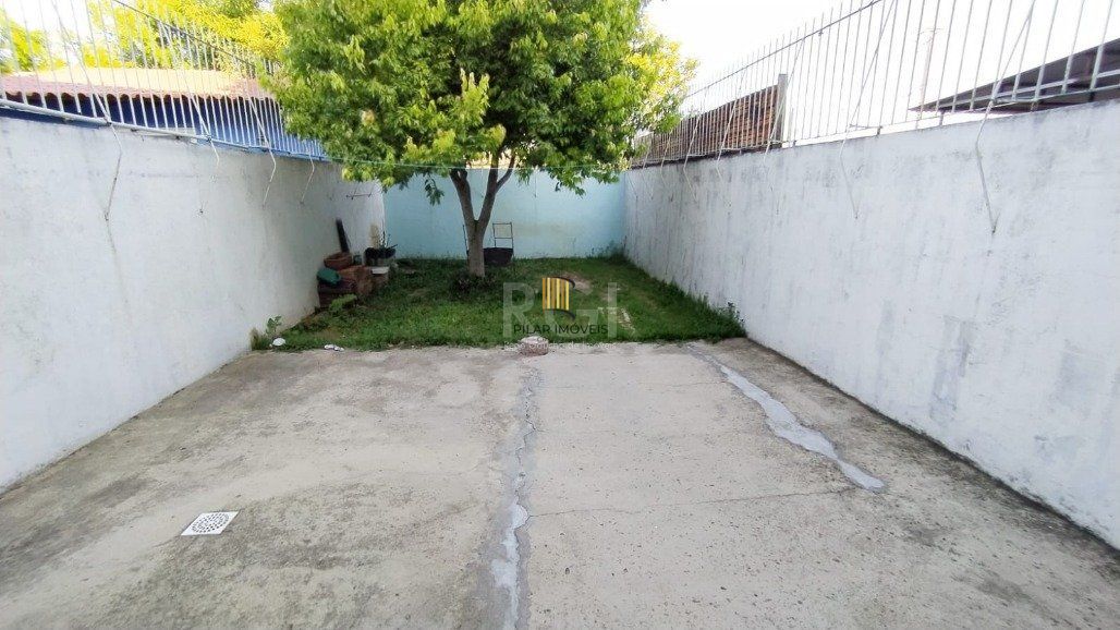 Sobrado para Venda - 136m², 4 dormitórios, sendo 2 suites, 2 vagas - Aberta dos Morros