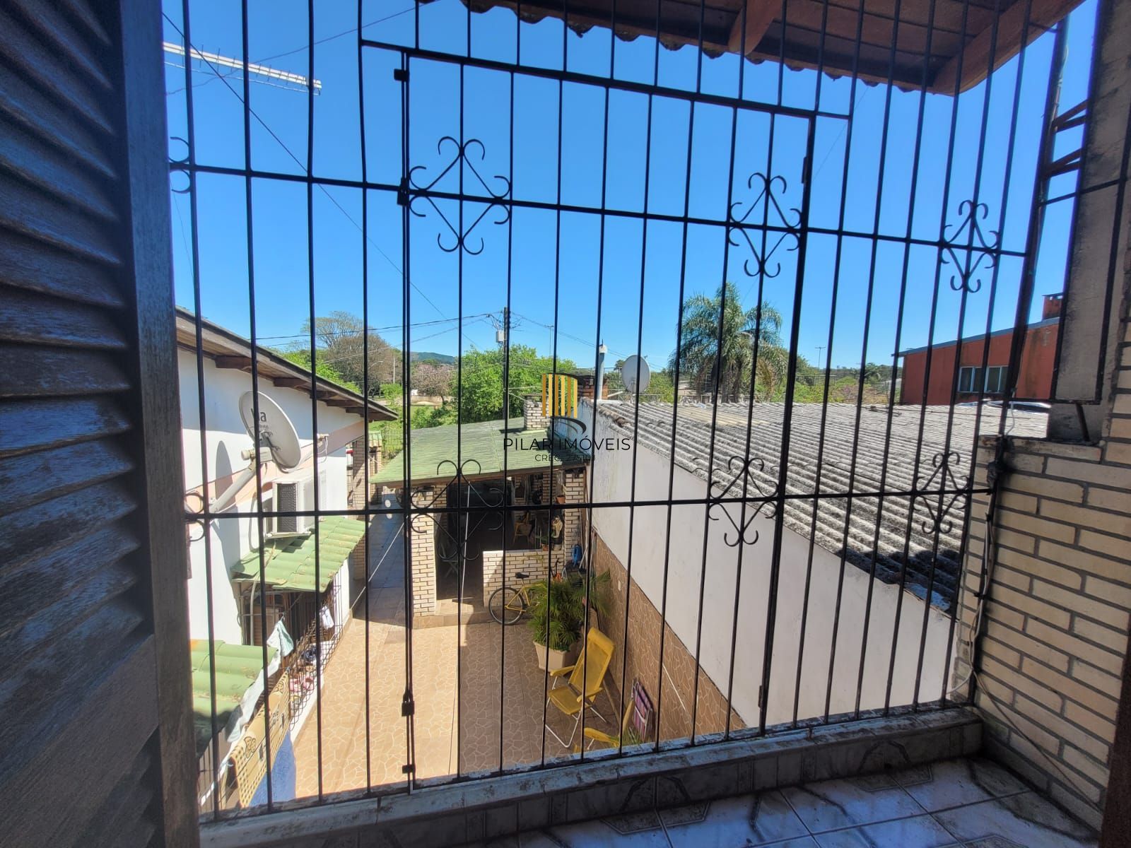 Casa 4 dormitórios no bairro Restinga