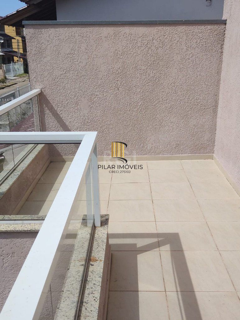 Casa 3 Dormitório(s) Bairro Hípica