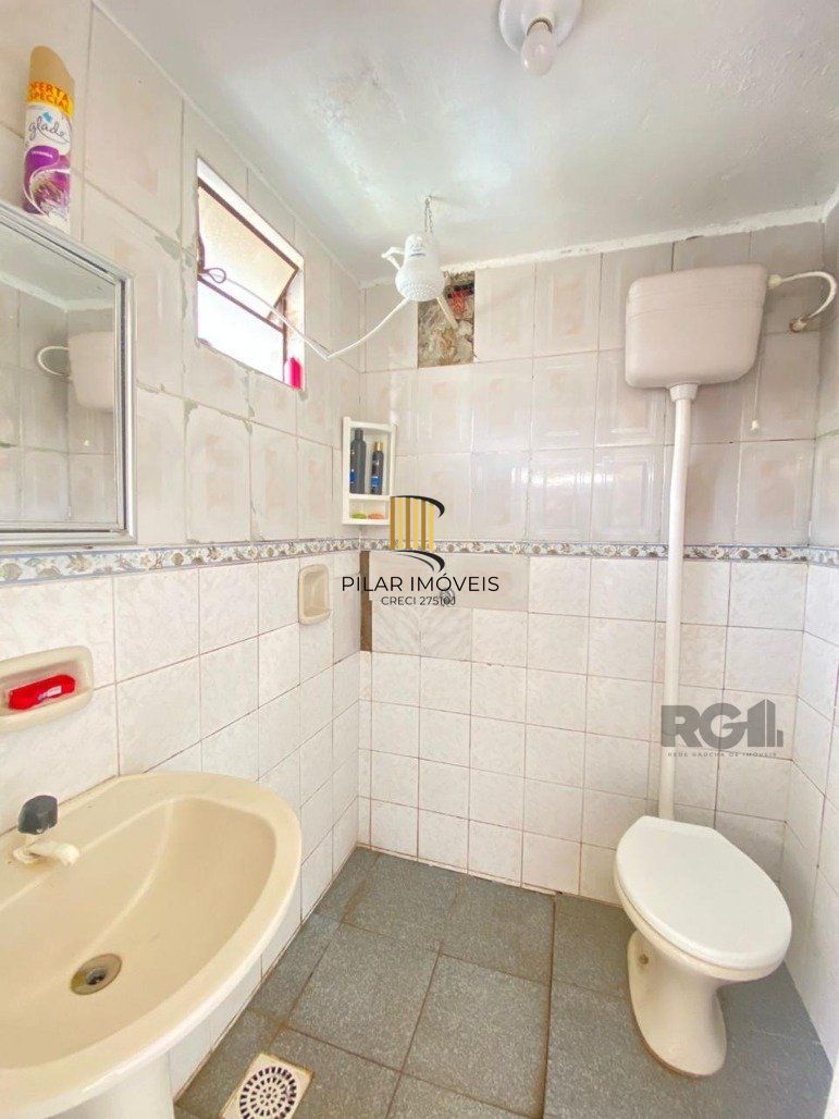 Casa 3 Dormitório(s) Bairro Camaquã