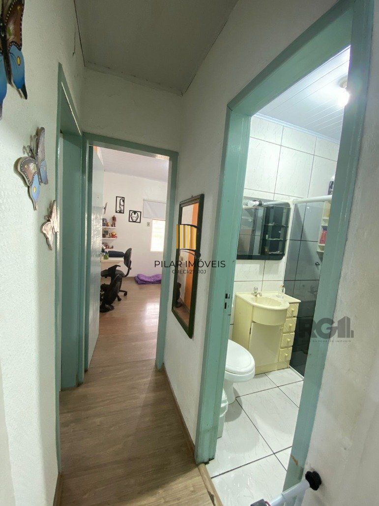 Casa 2 Dormitório(s) Bairro Restinga