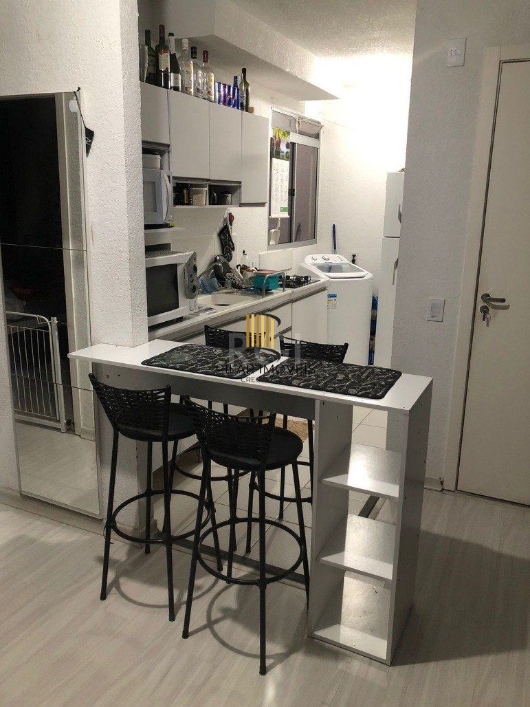 Apartamento 2 Dormitório(s) Bairro Cavalhada