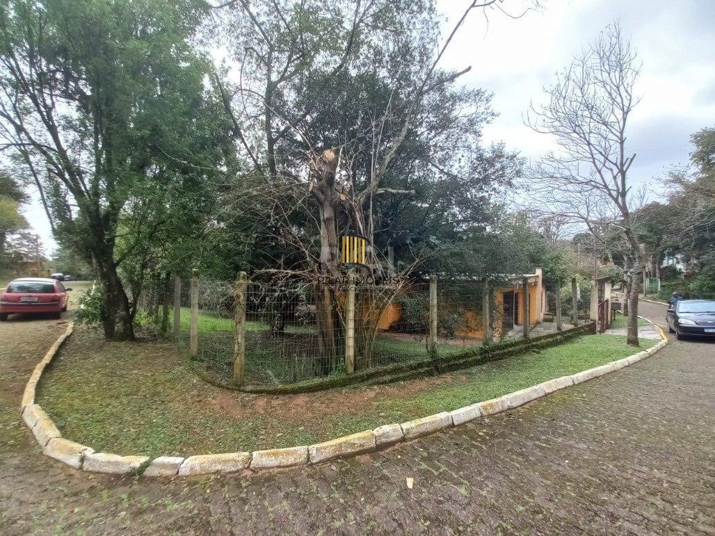 Casa para Venda - 140m², 2 dormitórios, sendo 1 suites, 2 vagas - São Lucas