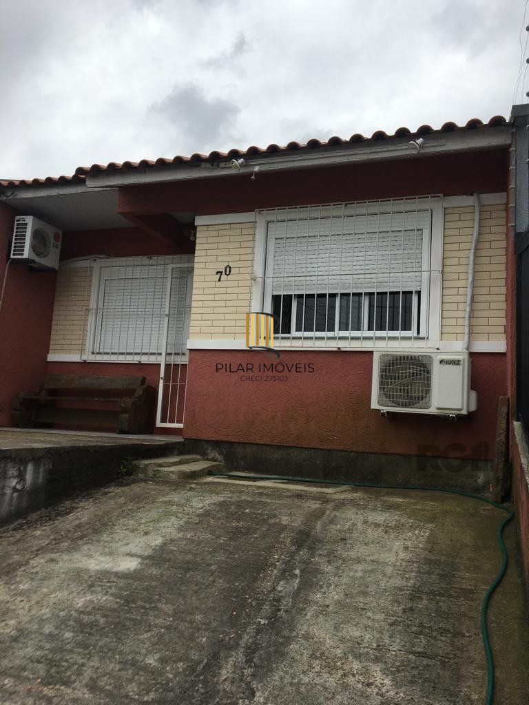 Casa 2 Dormitório(s) Bairro Hípica