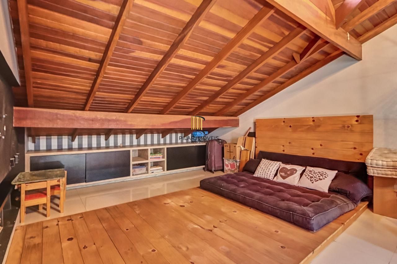 Casa de Condomínio 3 dormitórios no bairro Vila Nova