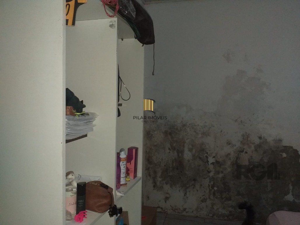 Casa 2 Dormitório(s) Bairro Hípica