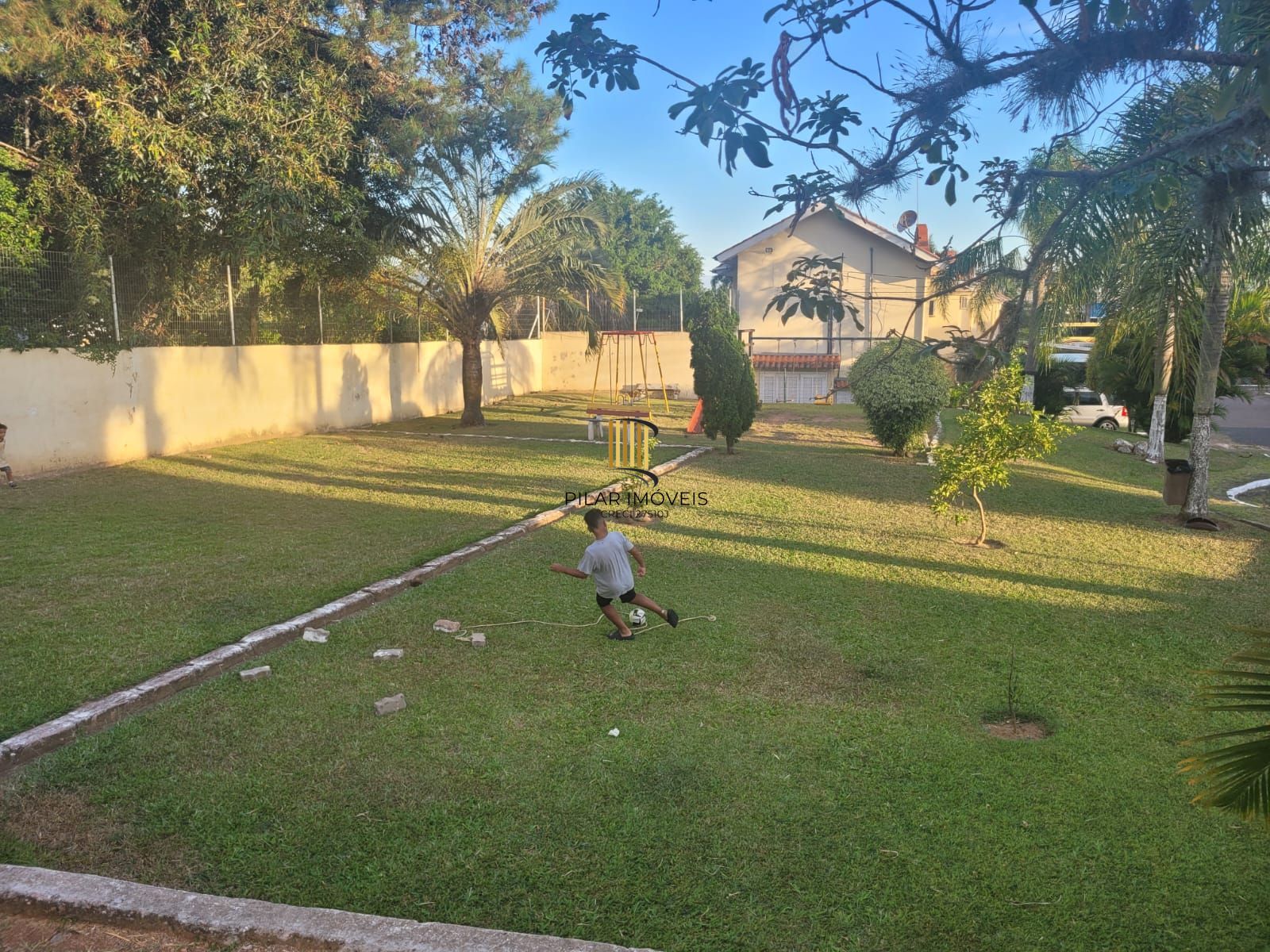 Casa de Condomínio 3 dormitórios no bairro Hípica
