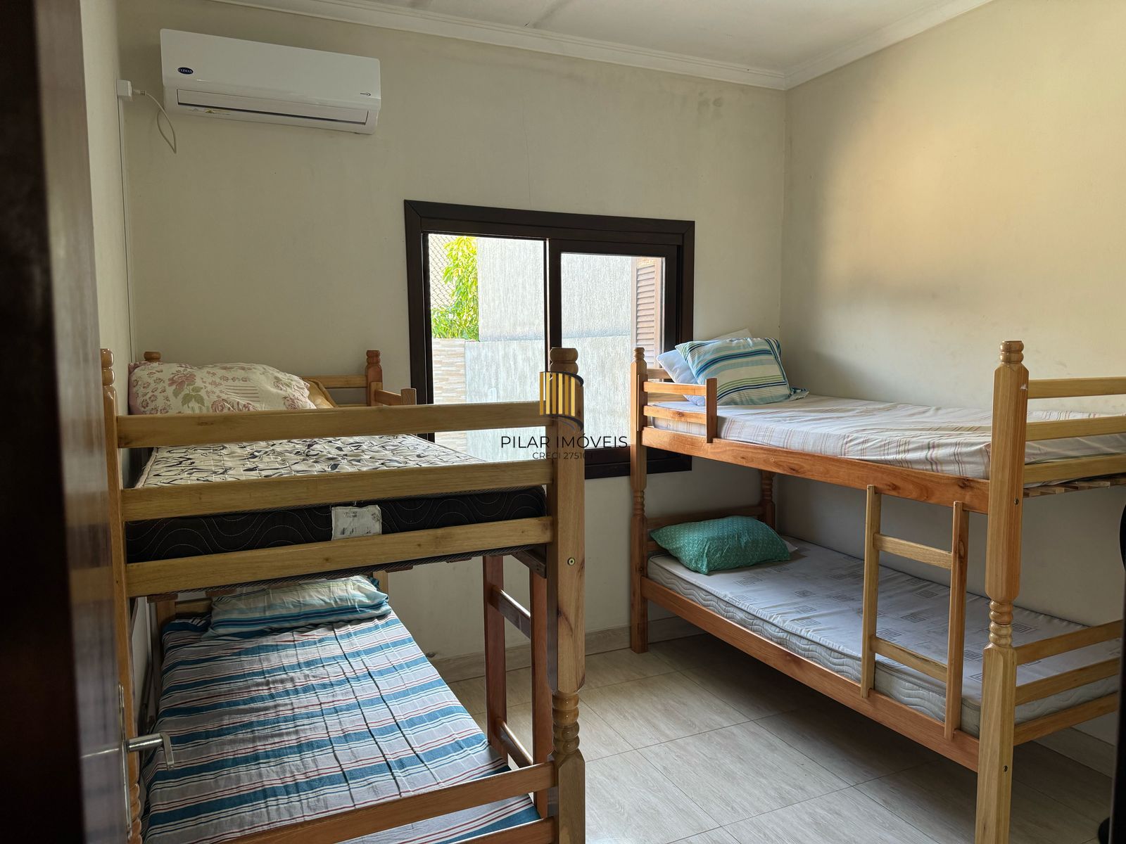 Casa 3 dormitórios no bairro Tramandaí