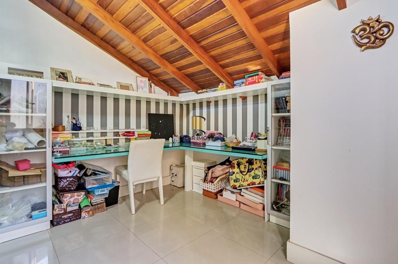 Casa de Condomínio 3 dormitórios no bairro Vila Nova