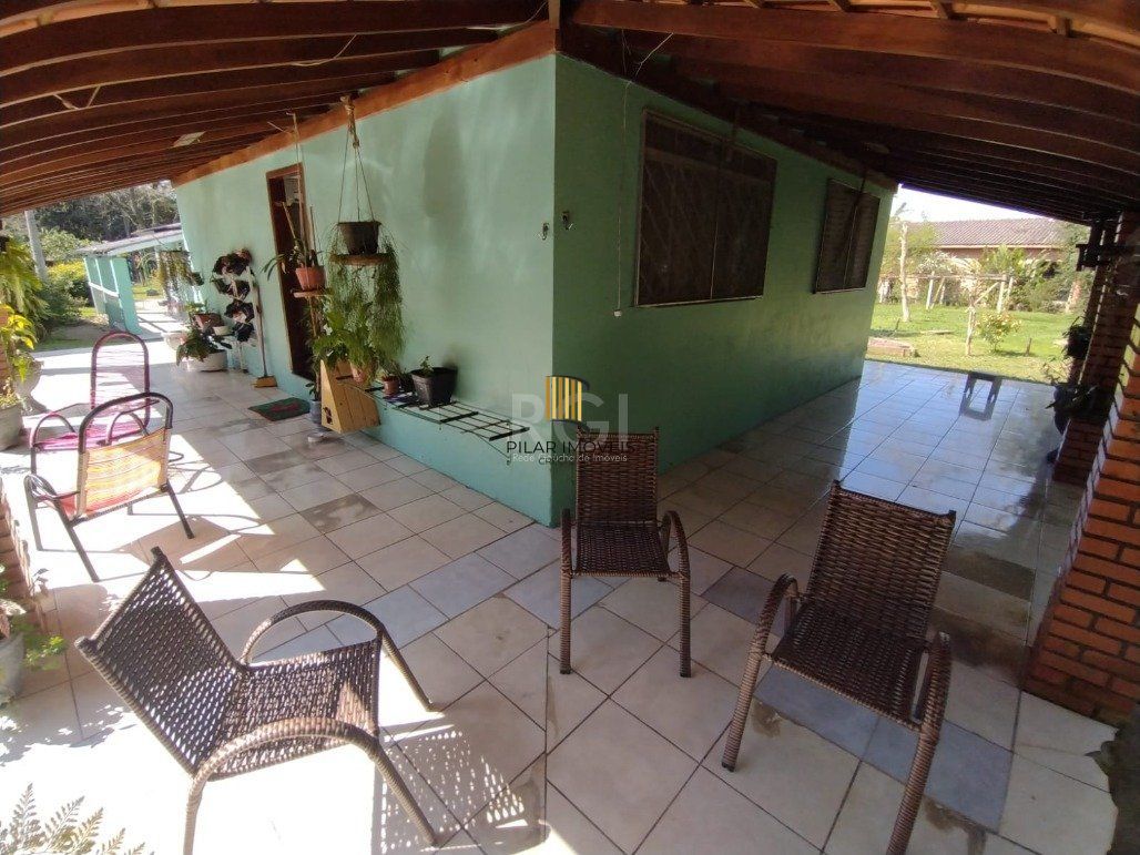 Sítio para Venda - 245m², 4 dormitórios, 10 vagas - Lami