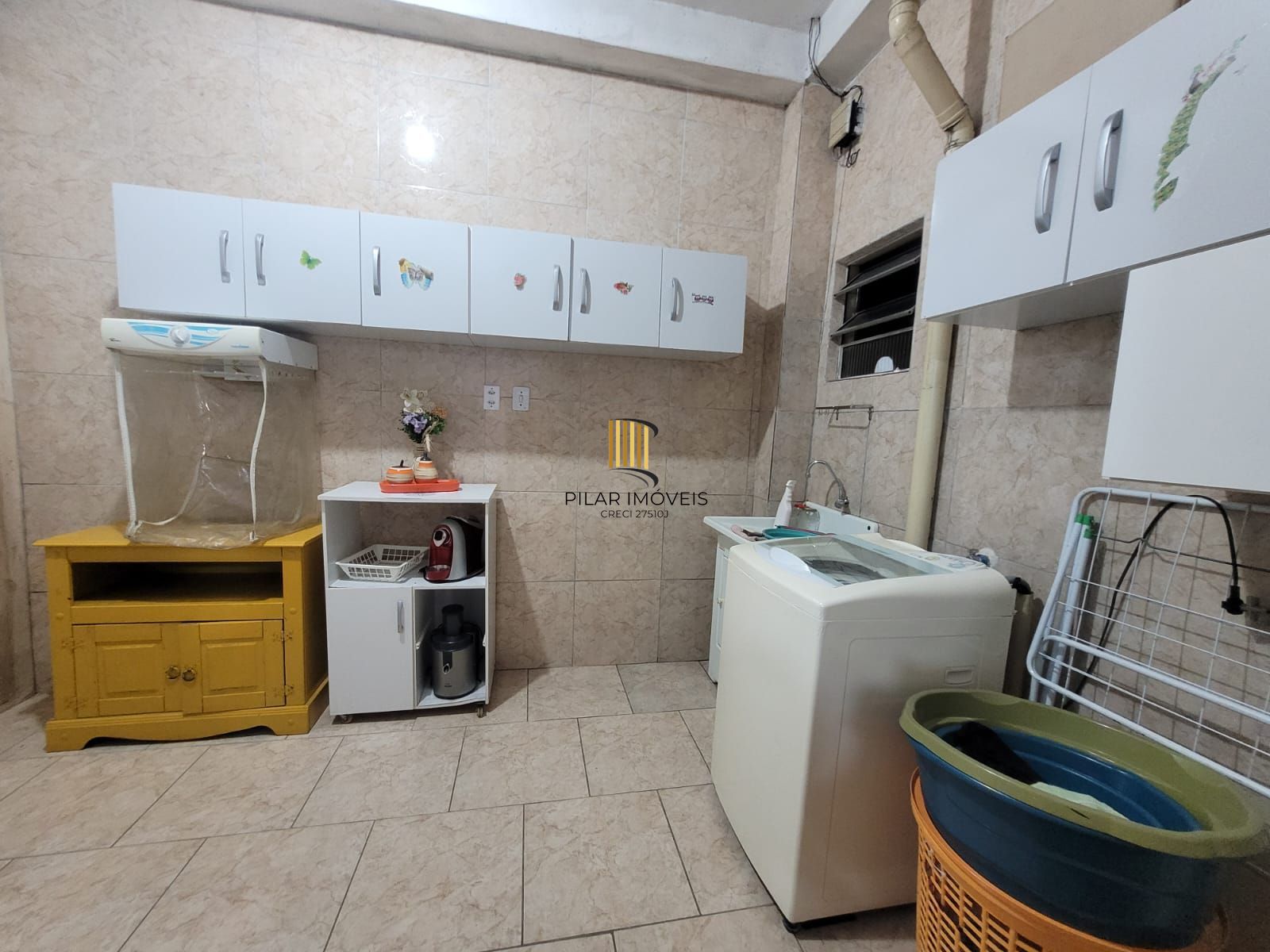 Casa 4 dormitórios no bairro Restinga