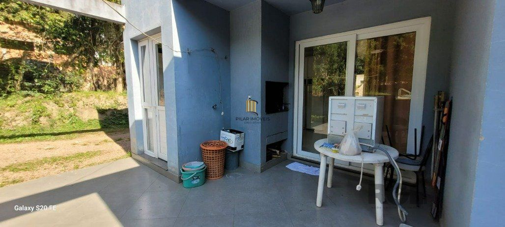 Casa 2 Dormitório(s) Bairro Ipanema