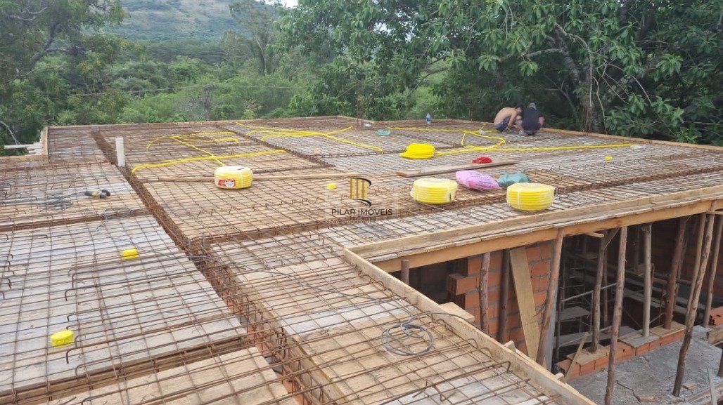 Sobrado 4 Dormitório(s) Bairro Hípica