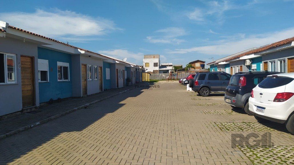 Casa Condominio 2 Dormitório(s) Bairro Ponta Grossa