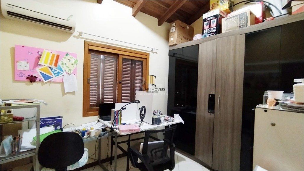 Sobrado para Venda - 136m², 4 dormitórios, sendo 2 suites, 2 vagas - Aberta dos Morros