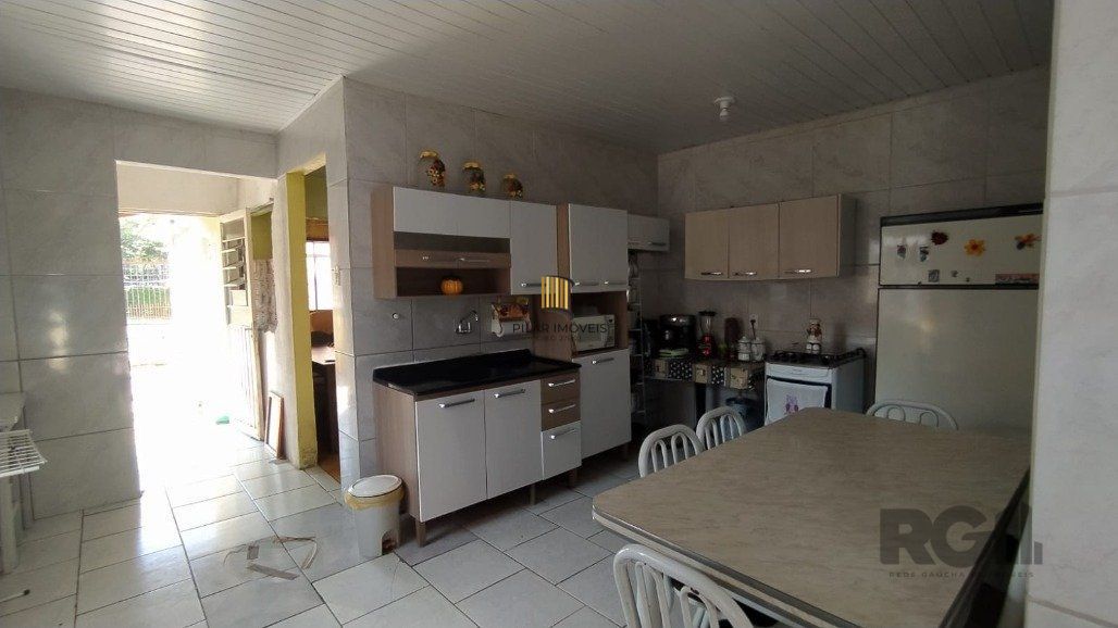 Casa 2 Dormitório(s) Bairro Vila Nova