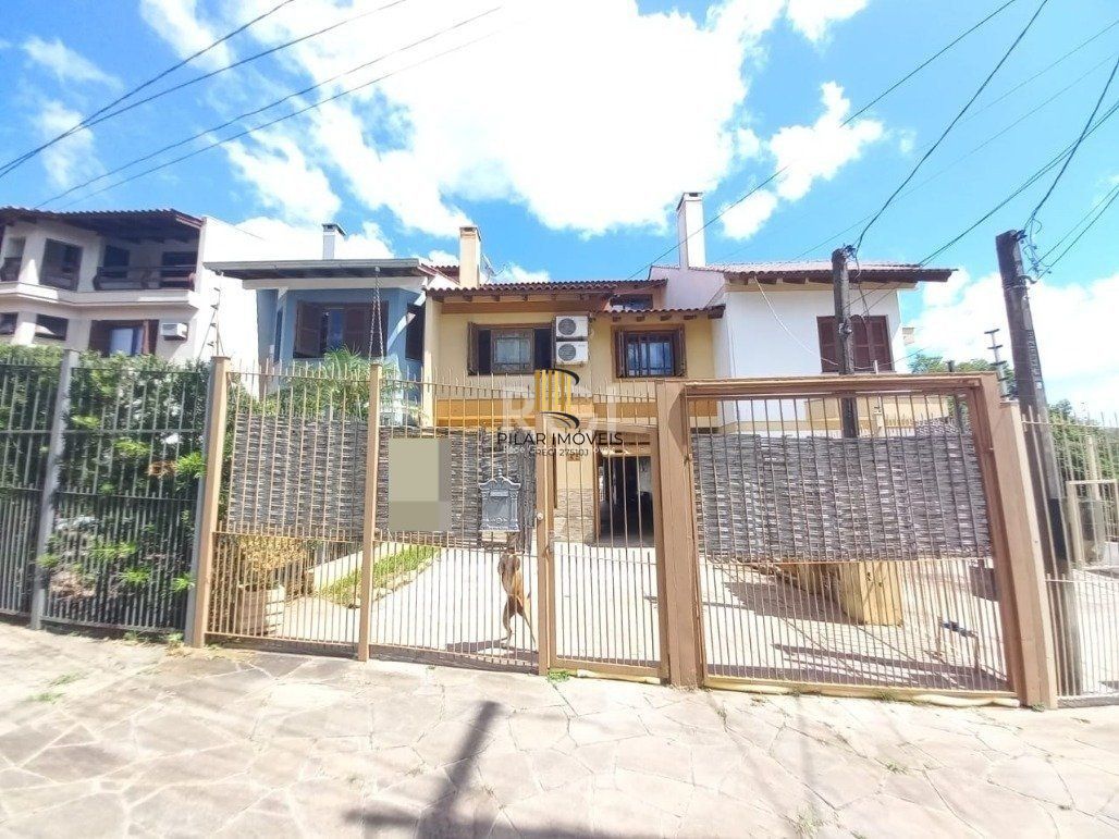 Casa 4 Dormitório(s) Bairro Espirito Santo