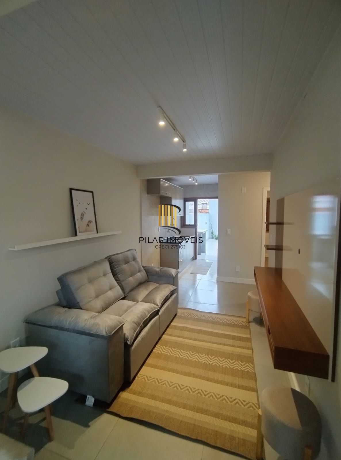 Casa 3 dormitórios no bairro Hípica