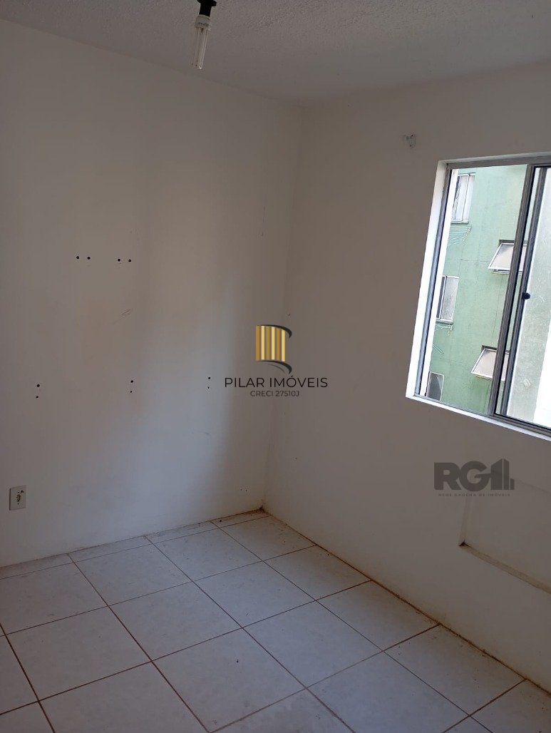 Apartamento 2 Dormitório(s) Bairro Restinga
