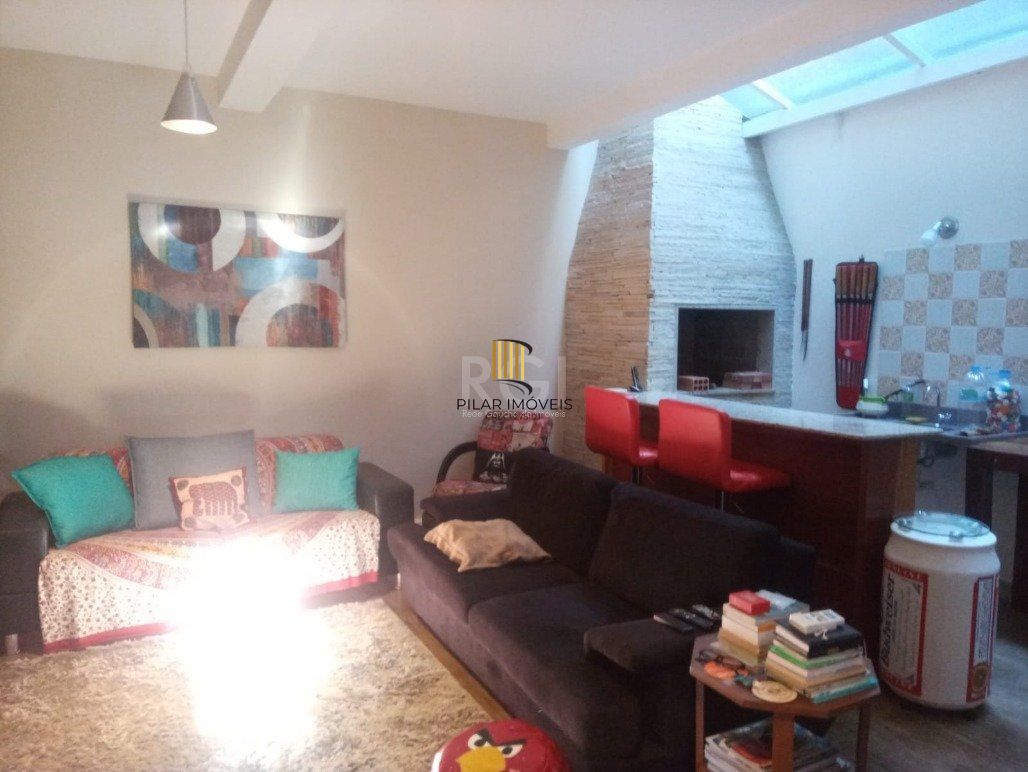 Casa 3 Dormitório(s) Bairro Imperial Parque