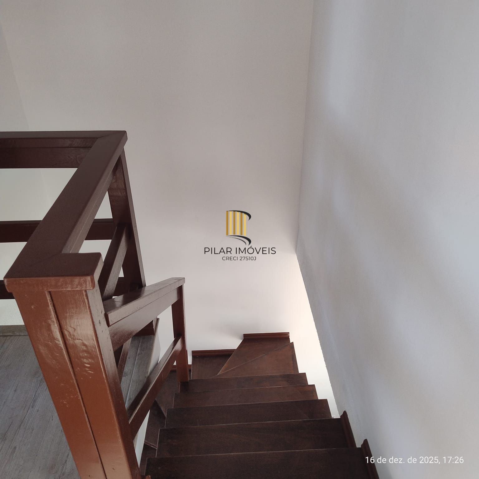 Casa 2 dormitórios no bairro Hípica