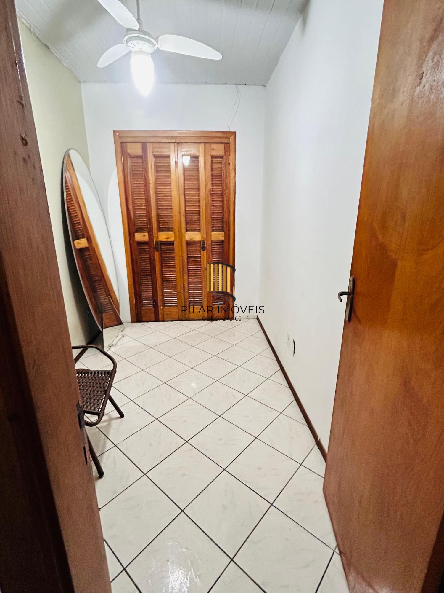 Casa 4 dormitórios no bairro Hípica