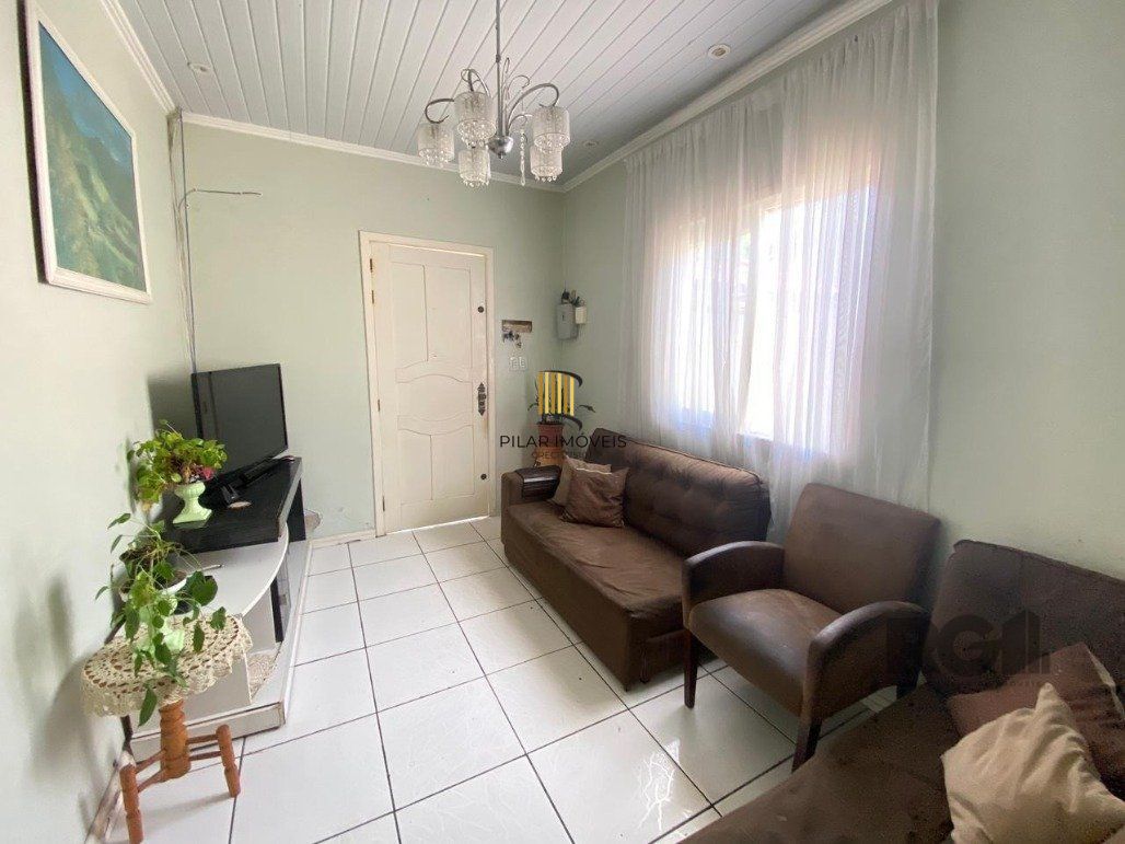 Casa 3 Dormitório(s) Bairro Camaquã