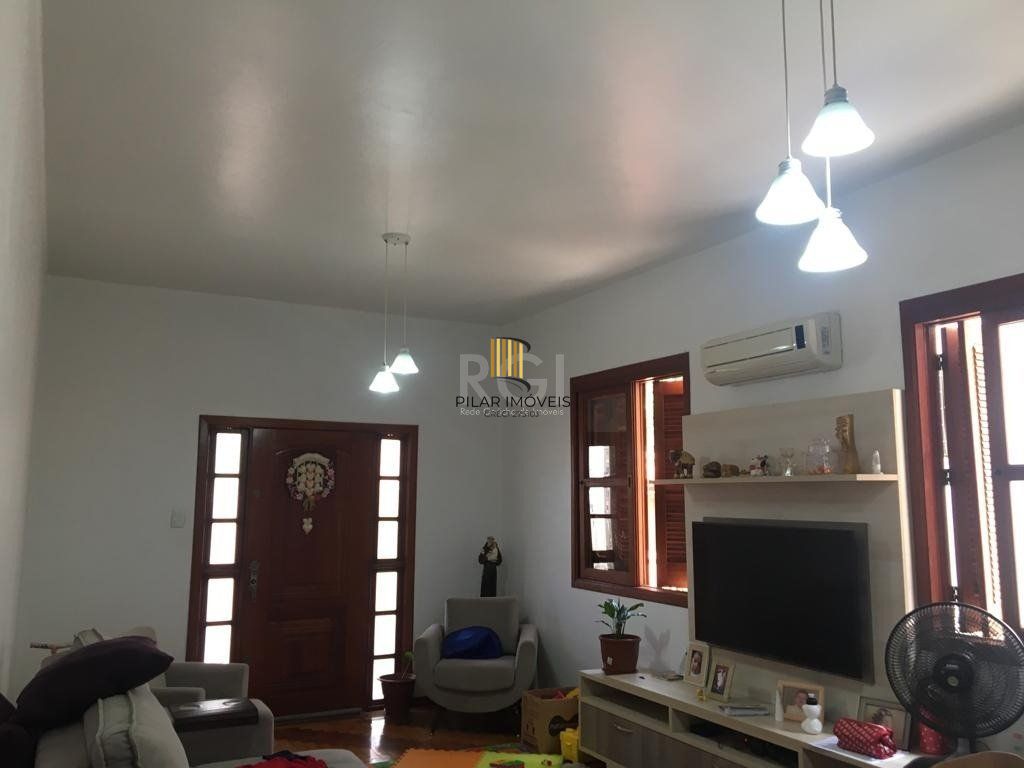 Casa 3 Dormitório(s) Bairro Vila São José