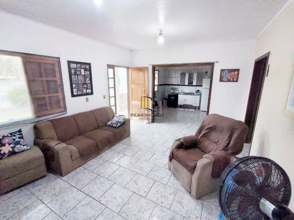 Casa para Venda - 90m², 2 dormitórios, sendo 1 suites, 1 vaga - Restinga
