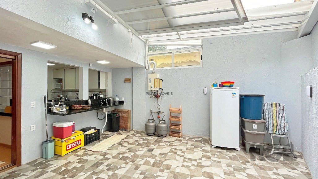 Sobrado para Venda - 218m², 4 dormitórios, sendo 3 suites, 2 vagas - Ipanema