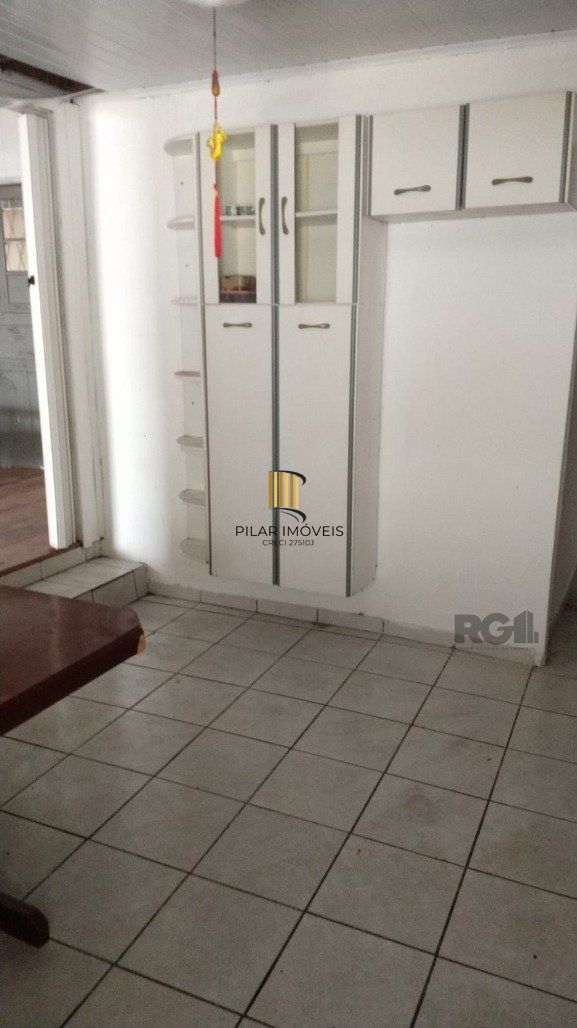 Casa 1 dormitório no bairro Camaquã