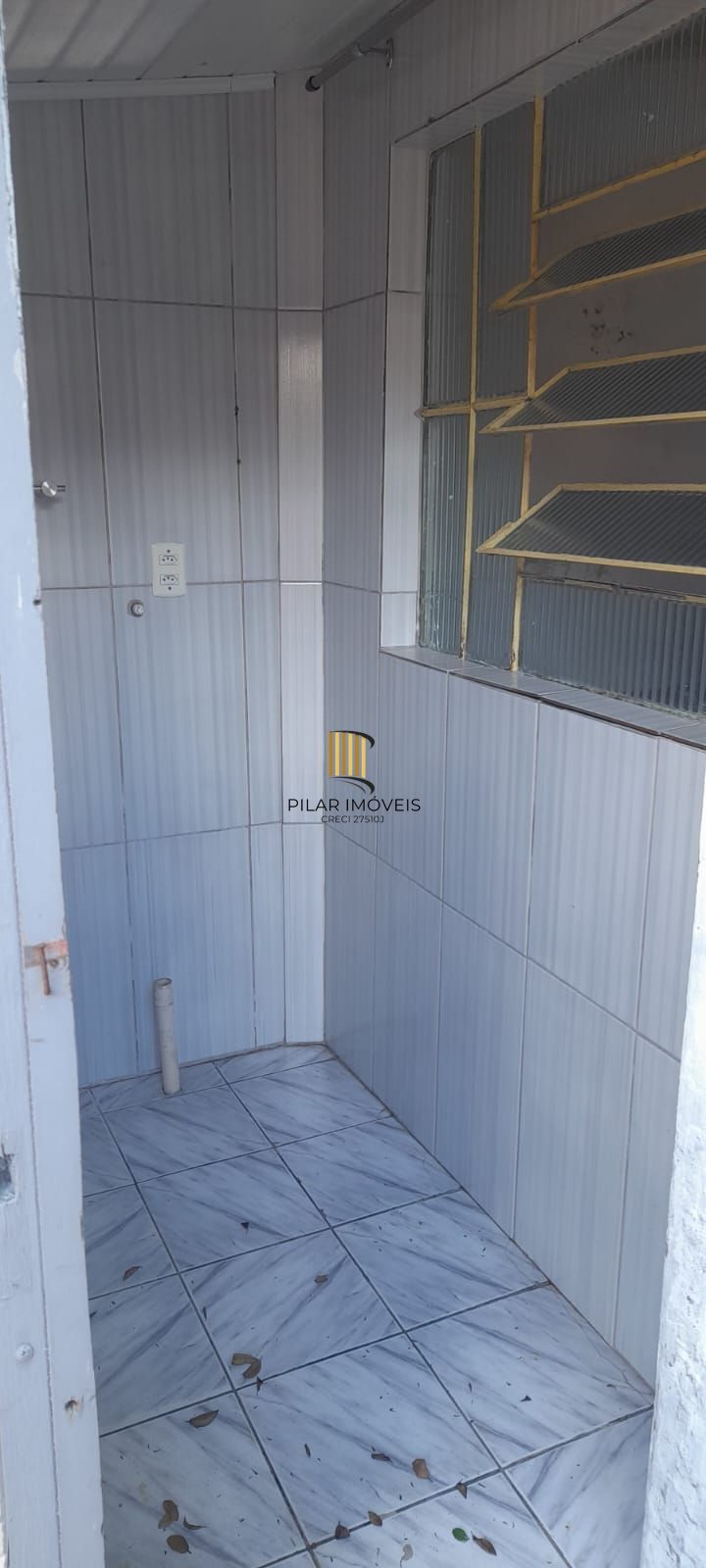 Casa 2 dormitórios no bairro Hípica