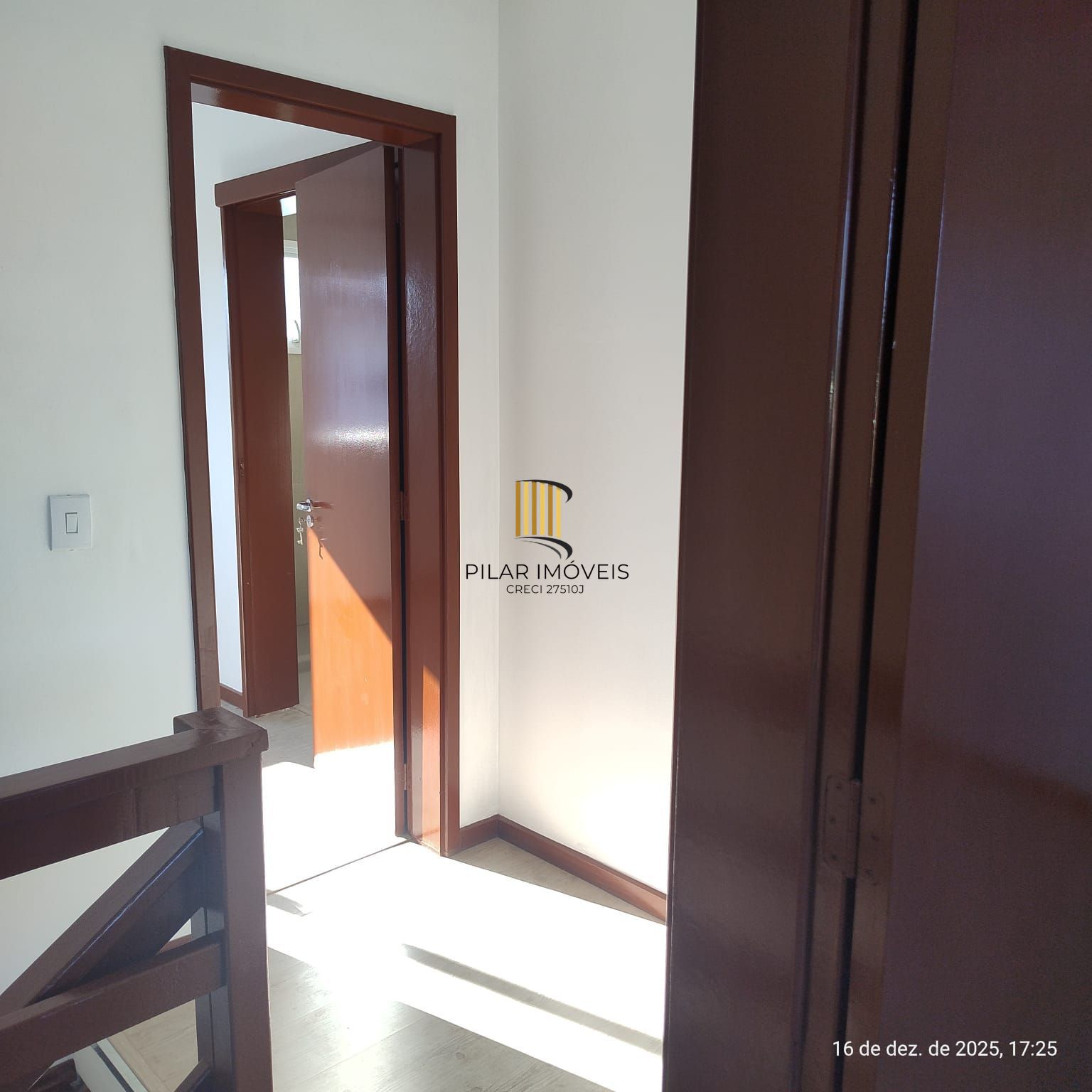 Casa 2 dormitórios no bairro Hípica