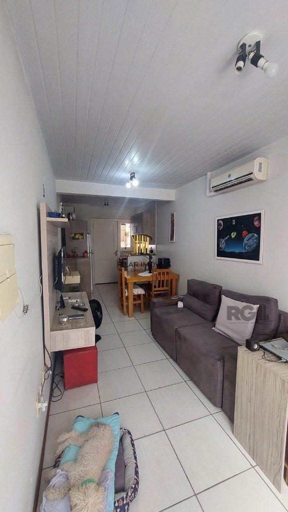 Casa Condominio 2 Dormitório(s) Bairro Hípica