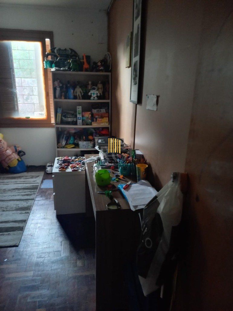 Casa para Venda - 256.44m², 4 dormitórios, sendo 1 suites, 4 vagas - Cavalhada