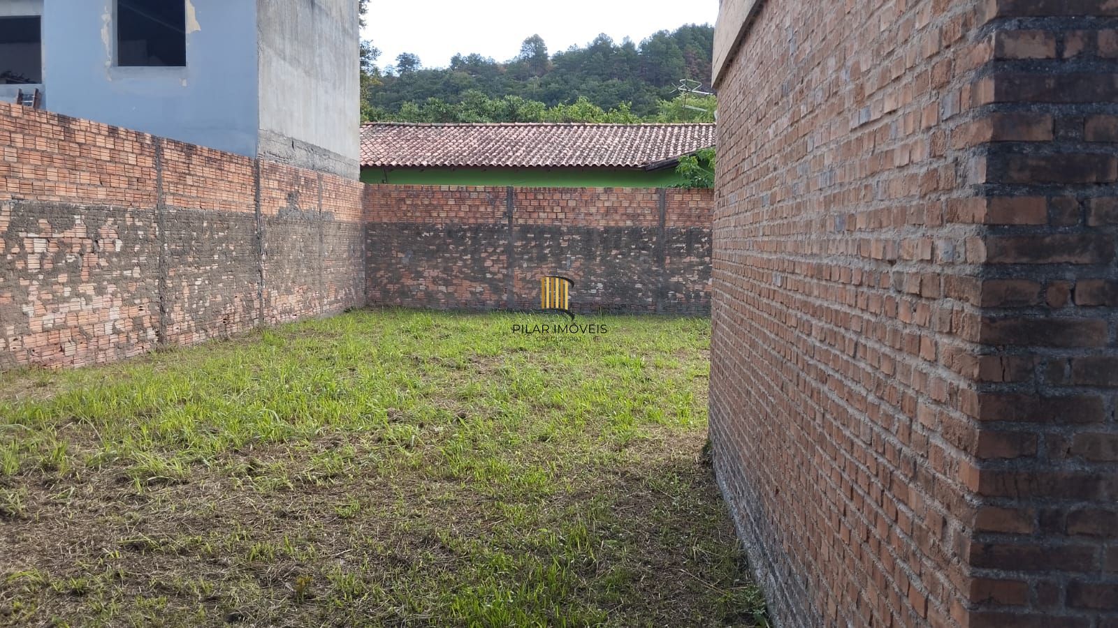 Casa 3 dormitórios no bairro Aberta dos Morros