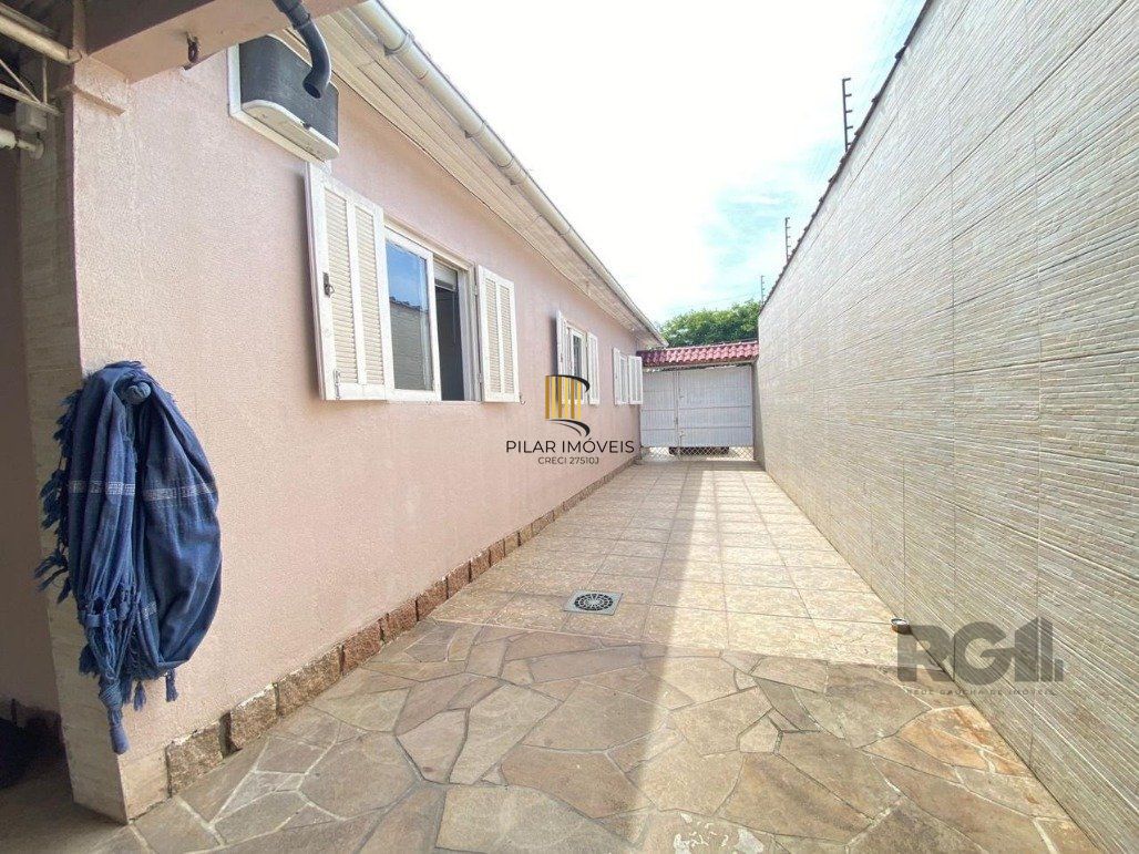 Casa 3 Dormitório(s) Bairro Camaquã