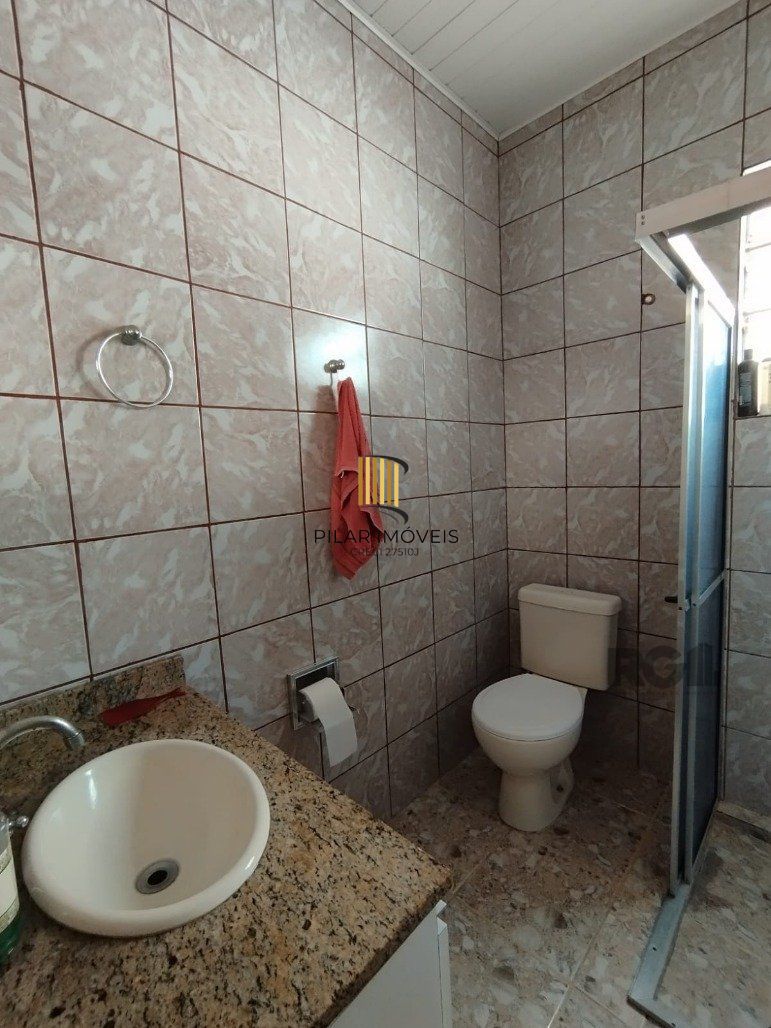 Casa 2 Dormitório(s) Bairro Ponta Grossa