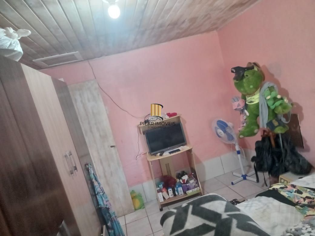 Casa 4 dormitórios no bairro Restinga