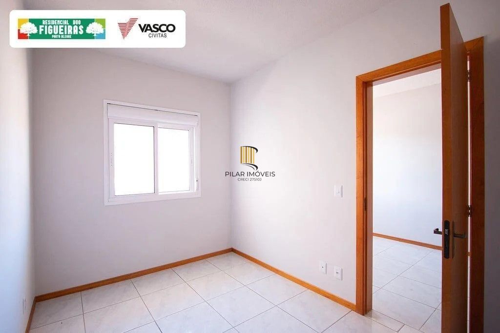 Casa de Condomínio 2 dormitórios no bairro Restinga