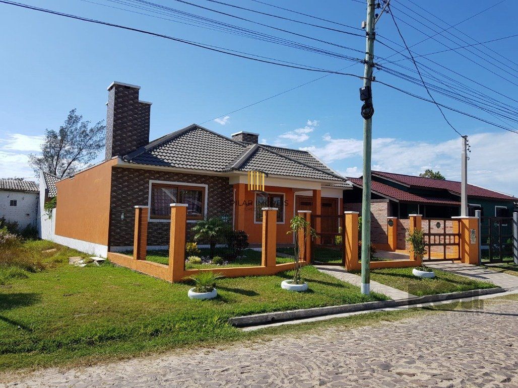 Casa 3 Dormitório(s) Bairro Centro