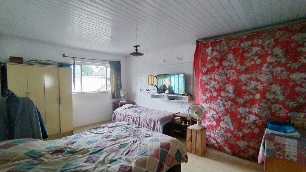 Casa 3 Dormitório(s) Bairro Guarujá